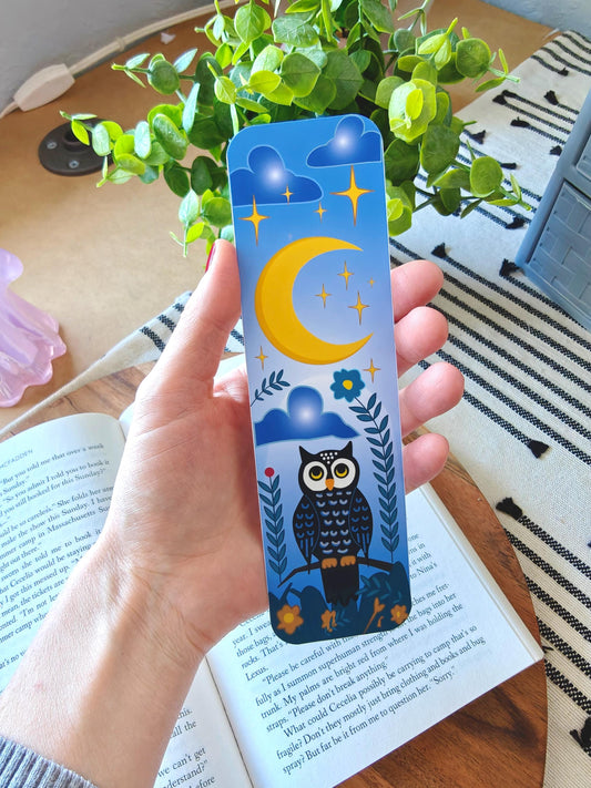 Fantasy Readers Owl Laminated Bookmark | Dark Academia Bookmark