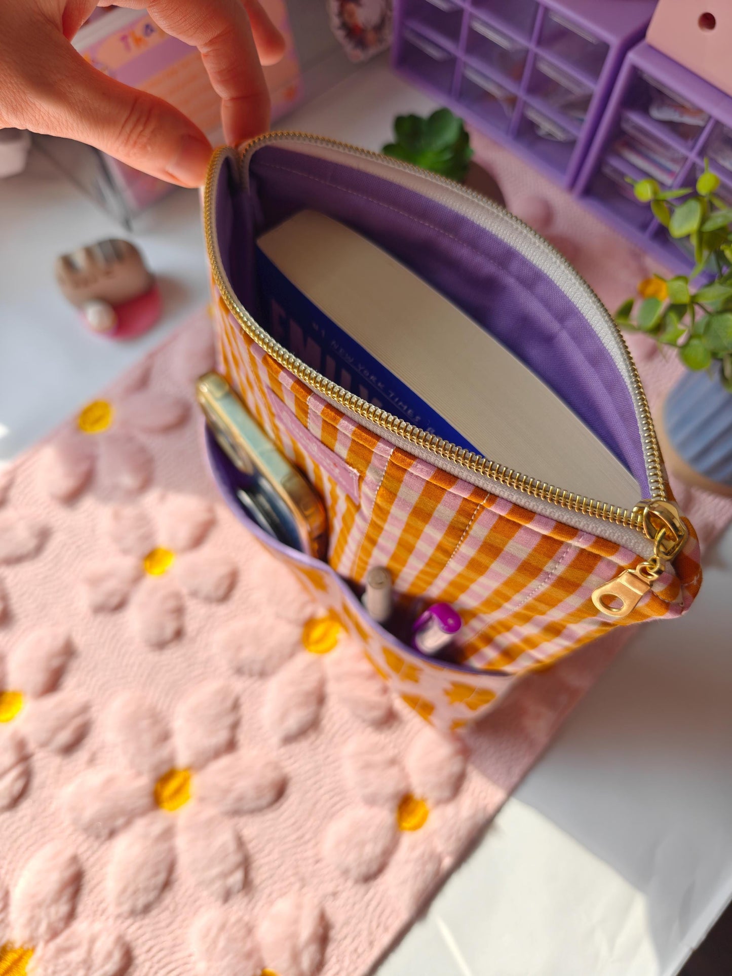 Gingham Honey Bear Book Sleeve With Zipper And Front Utility Pocket
