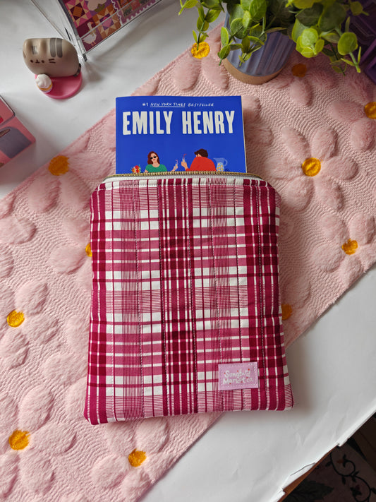 Red Plaid Quilted Book Sleeve With Zipper  | 11 inch iPad Sleeve