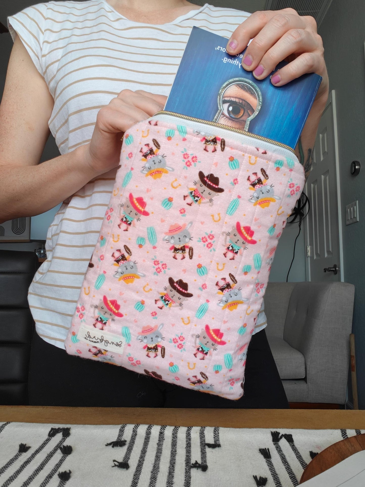 Pink Cowboy Cat Fleece Quilted Book Sleeve With Zipper  | 11 inch iPad Sleeve