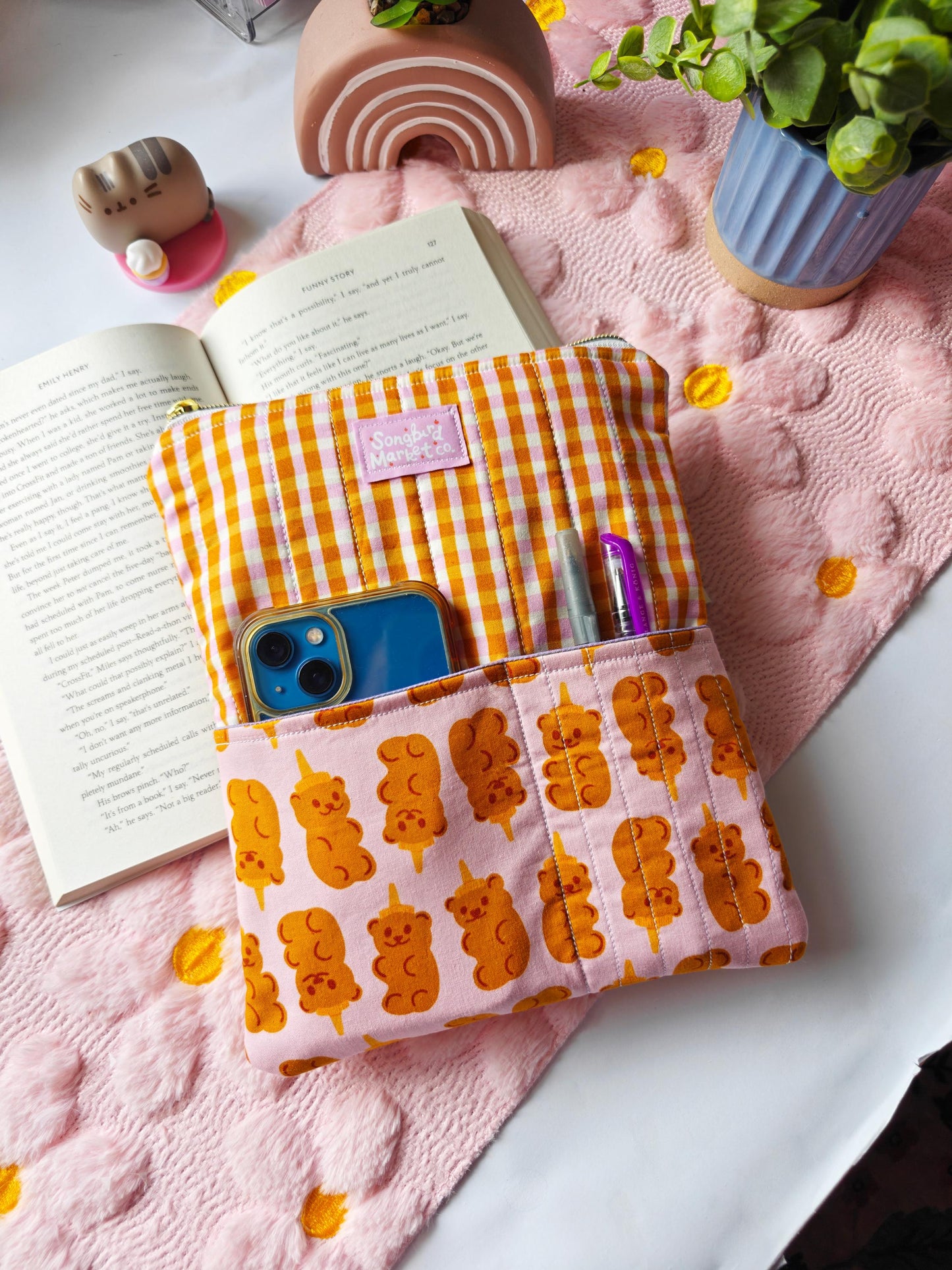 Gingham Honey Bear Book Sleeve With Zipper And Front Utility Pocket