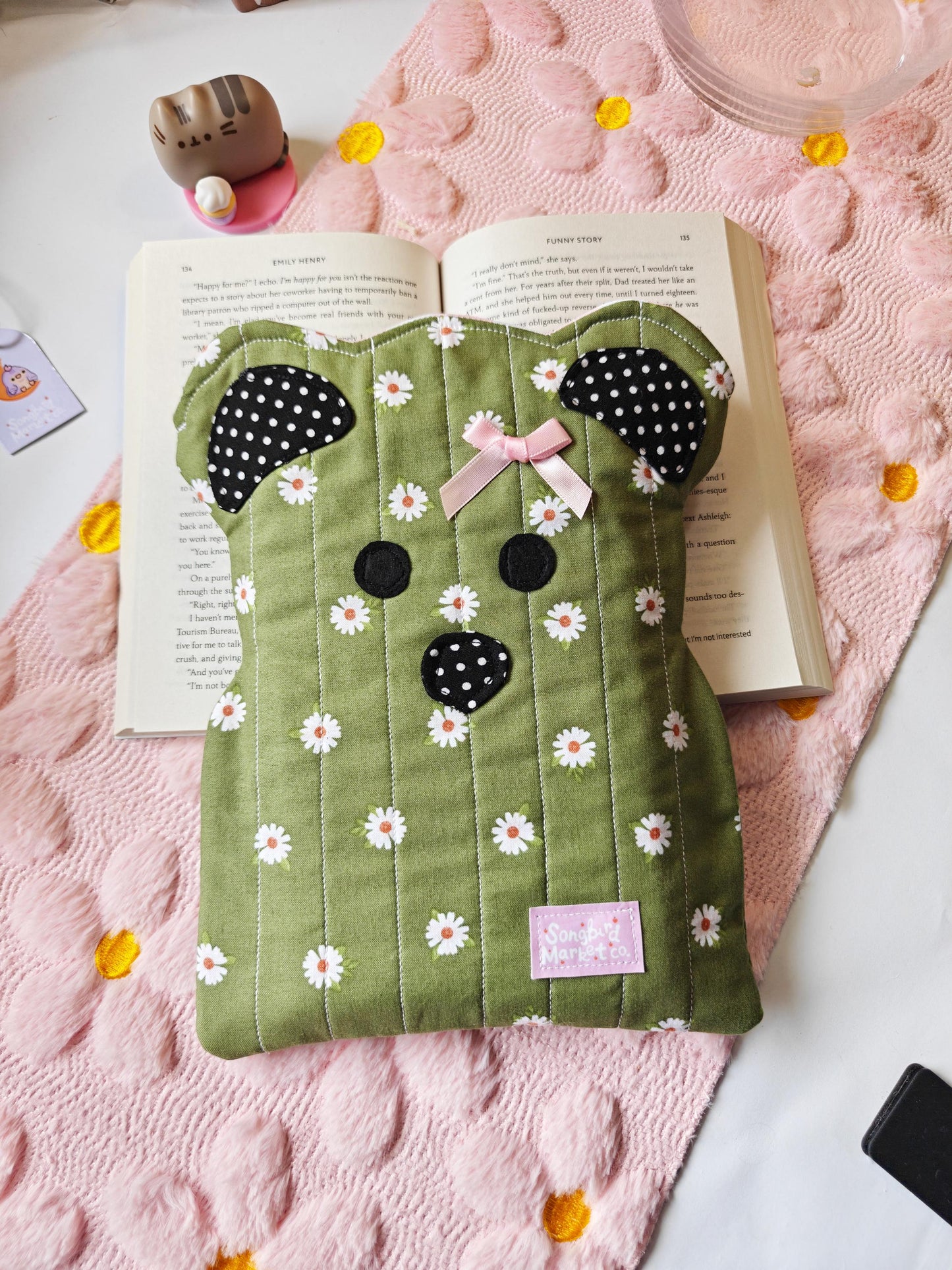 Bear-Shaped Book Sleeve in Olive Green with Pink Dainty Bow