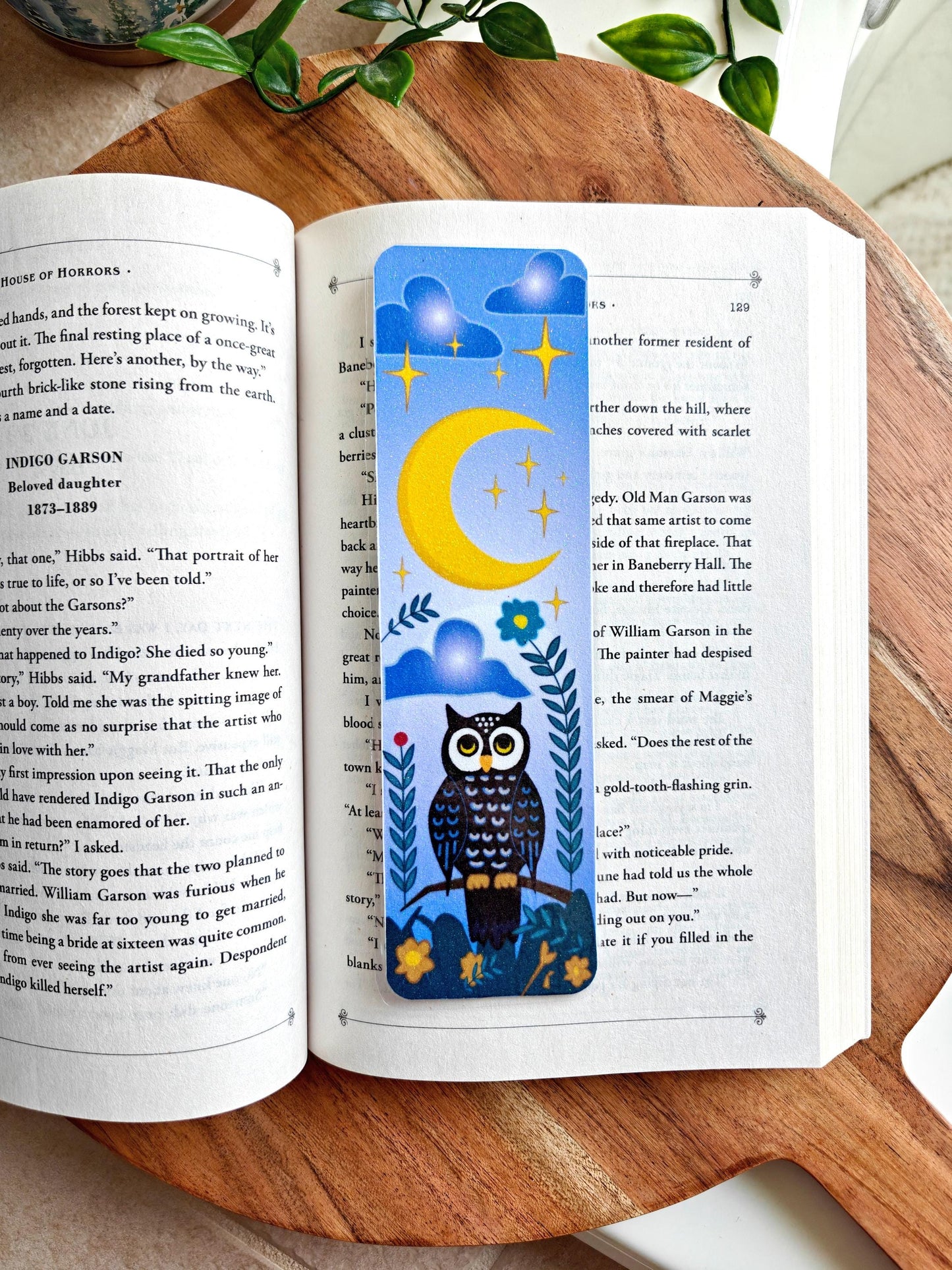 Fantasy Readers Owl Laminated Bookmark | Dark Academia Bookmark